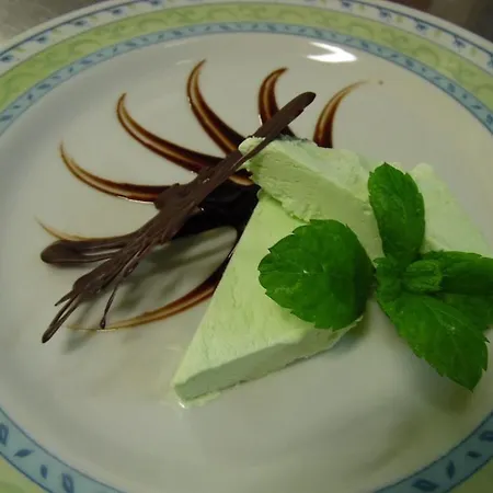 فندق Mediterraneo 3*